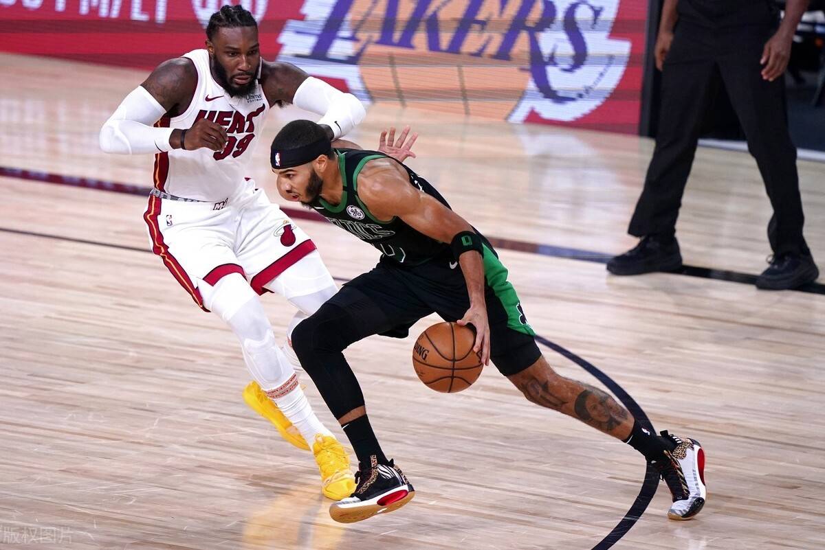 关于关键时刻意大利杯焦点战，曼城手感冰凉，球迷炸锅，数据趋势出现新变化的信息-爱游戏app下载