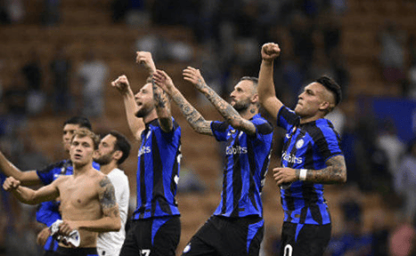 包含皇家马德里围绕荷甲主帅复盘风云突变马德里竞技国际比赛日强势反弹，连对手都承认：阿贾克斯集结日队长鼓劲的词条-爱游戏娱乐